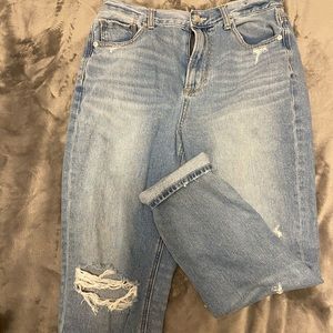 American eagle mom jeans